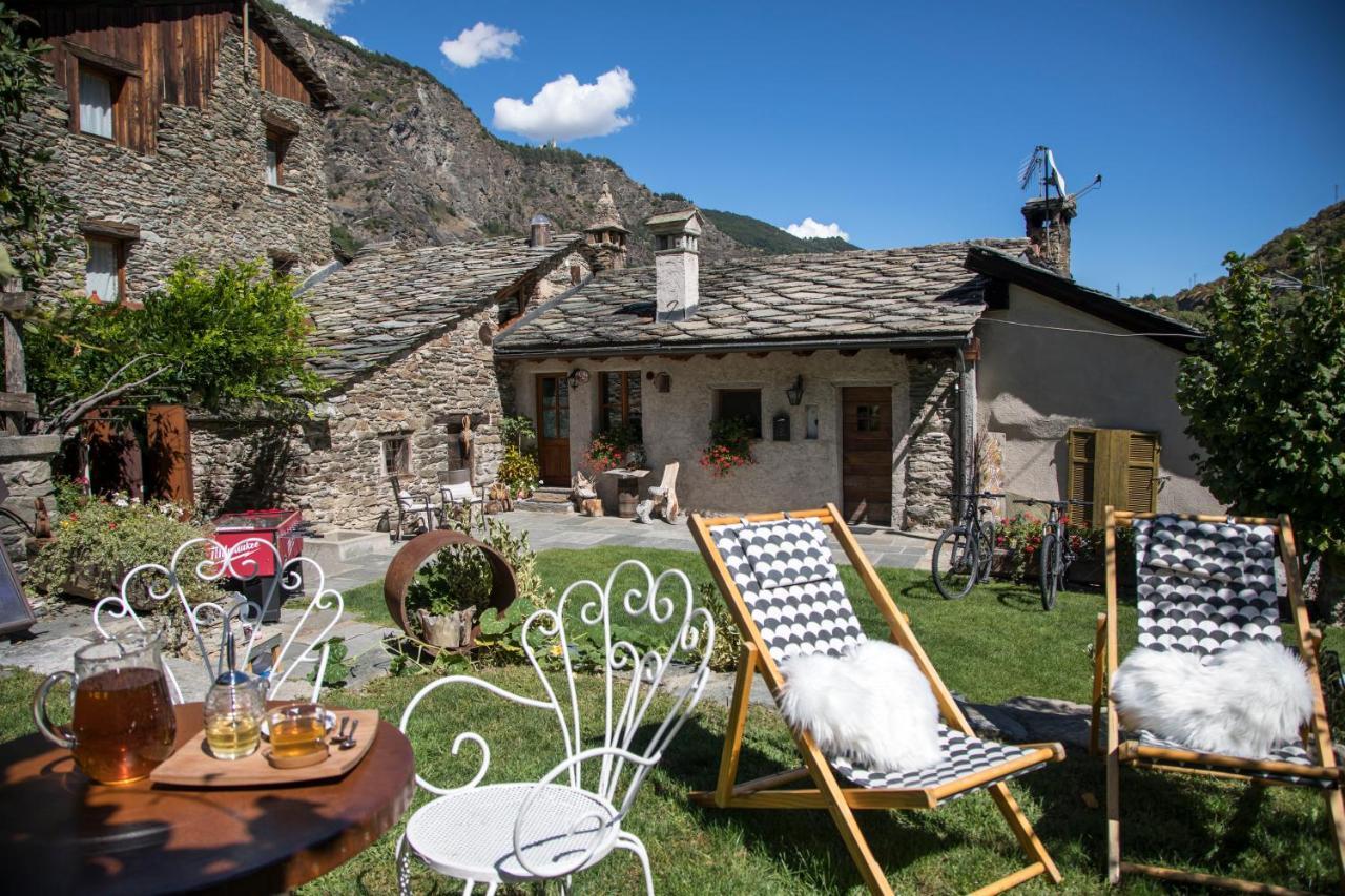 Bed and Breakfast L'Angolino Di Bonny Arvier Exterior foto